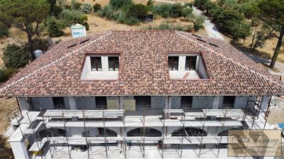 v5457ts-villa-for-sale-on-lake-trasimeno-3