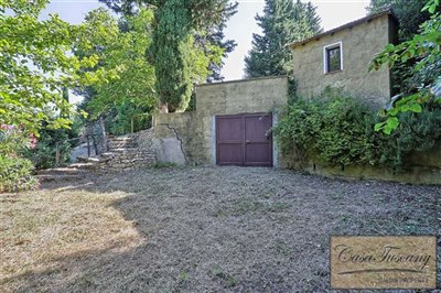 villa-with-annex-for-sale-near-casale-maritti