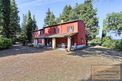 villa-with-annex-for-sale-near-casale-maritti