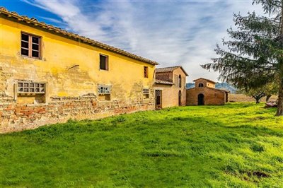 tuscan-renovation-opportunity-3-1200