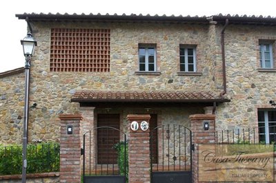 apartments-on-a-tuscan-borgo-apt-1-2-1200