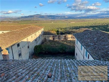 superb-historic-villa-estate-for-sale-near-ca