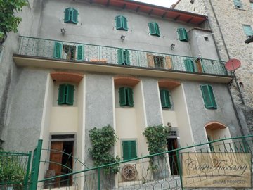 tuscan-village-house-2-1200