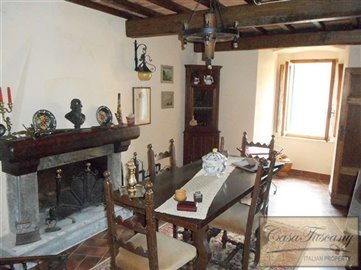 tuscan-village-house-8-1200