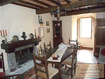 tuscan-village-house-9-1200