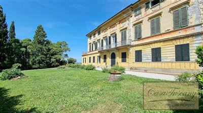 historic-villa-for-sale-near-lucca-tuscany-9-