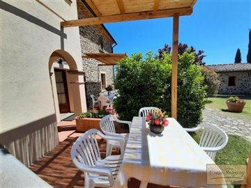 tuscan-agriturismo-for-sale-25