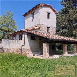 restored-farmhouse-and-annex-for-sale-near-mo