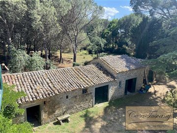 house-to-restore-near-cortona-tuscany-45-1200