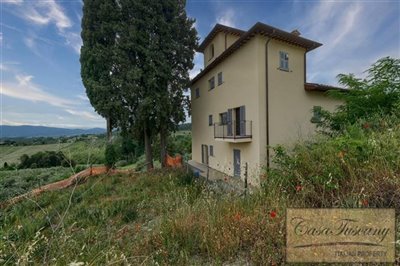 restored-villa-for-sale-near-impruneta-floren