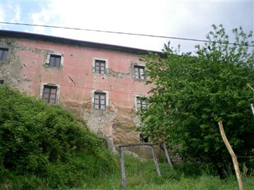 facciata-lato-valle-1200