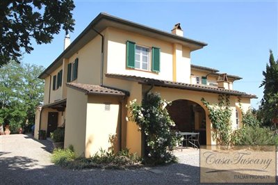 large-villa-with-pool-olives-and-stables-16-1