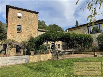 mill-estate-for-sale-near-montaione-tuscany-3