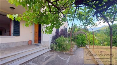 liberty-villa-for-sale-in-tuscany-20-1200