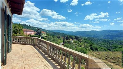 liberty-villa-for-sale-in-tuscany-5-1200