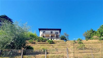 liberty-villa-for-sale-in-tuscany-33-1200