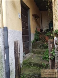 house-for-sale-in-vellano-12