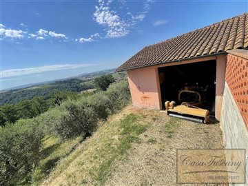 agriturismo-for-sale-in-tuscany-4-1200