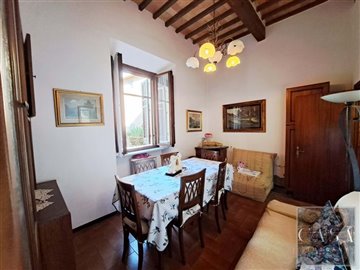 apartment-for-sale-in-san-gimignano-tuscany-1