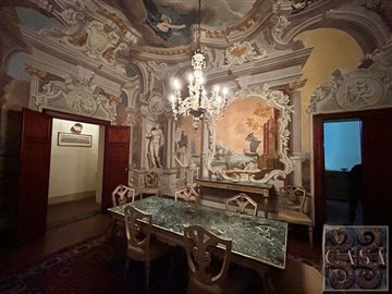 frescoed-villa-for-sale-near-lorenzana-crespi