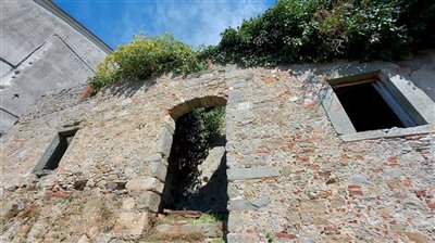 ruin-for-sale-in-e-tuscan-village-12-1200