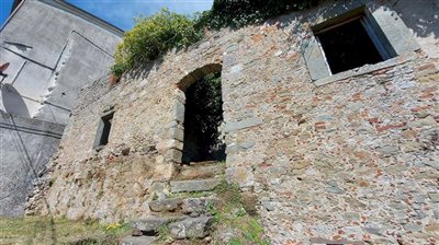 ruin-for-sale-in-e-tuscan-village-14-1200
