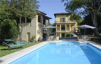 liberty-villa-with-pool-for-sale-near-barga-2
