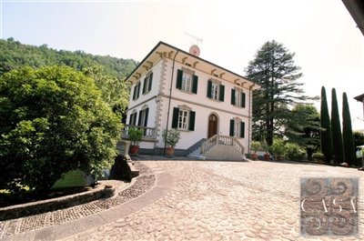 1 - Bagni di Lucca, Villa