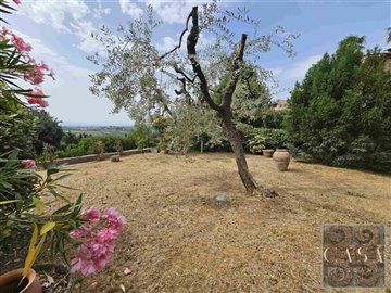apartment-with-garden-for-sale-in-san-gimigna