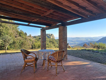 house-for-sale-in-tuscany-2