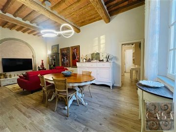 beautiful-restored-apartment-for-sale-in-lari