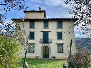 villa-for-sale-near-florence-tuscany-24
