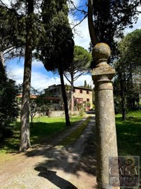 ancient-villa-for-sale-near-cortona-tuscany-5