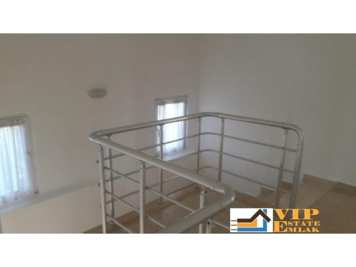 Image No.6-4 Bed Villa / Detached for sale