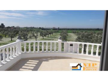 4 Bed Villa / Detached for sale