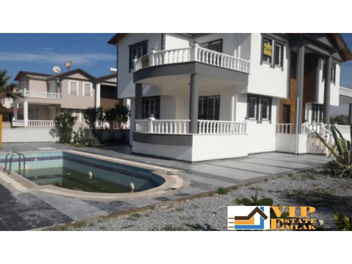 Image No.17-4 Bed Villa / Detached for sale