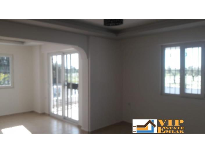 Image No.10-4 Bed Villa / Detached for sale