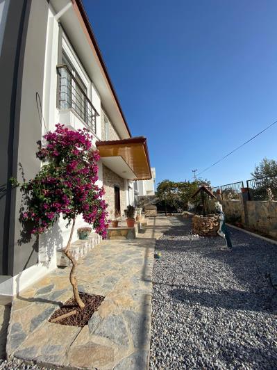 Image No.20-4 Bed Villa / Detached for sale