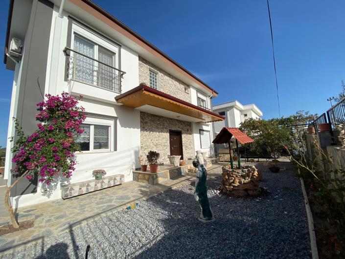 Image No.35-4 Bed Villa / Detached for sale