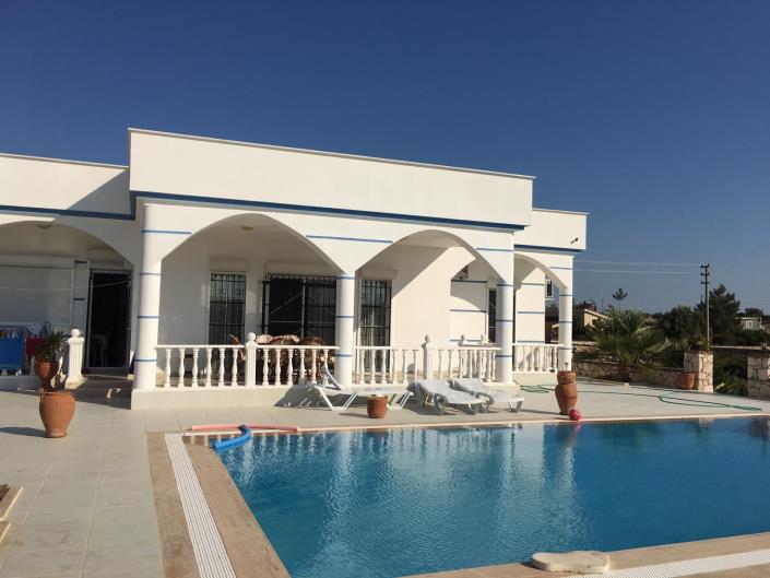 Image No.2-3 Bed Villa / Detached for sale