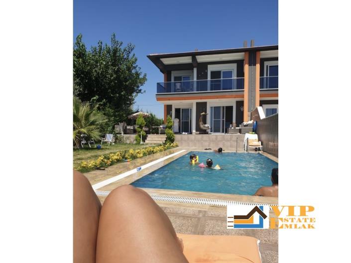 Image No.1-3 Bed Villa for sale