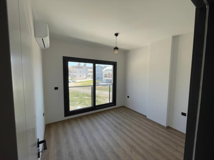 Image No.18-3 Bed Villa for sale