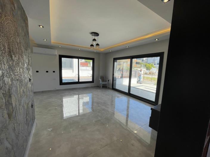 Image No.23-3 Bed Villa for sale