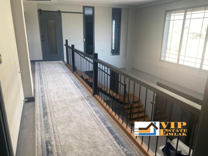 Image No.13-4 Bed Villa / Detached for sale