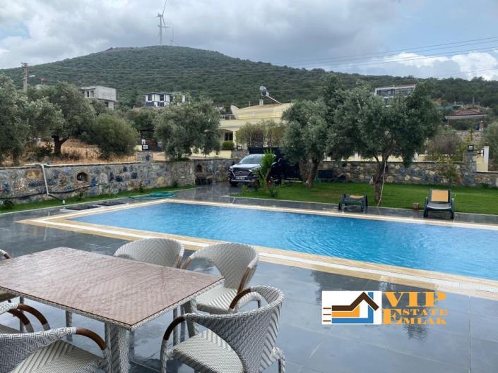 Image No.3-4 Bed Villa / Detached for sale