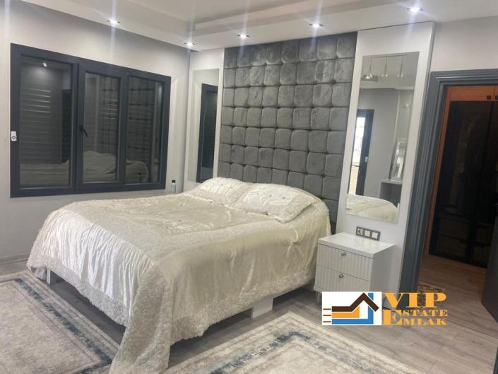 Image No.18-4 Bed Villa / Detached for sale