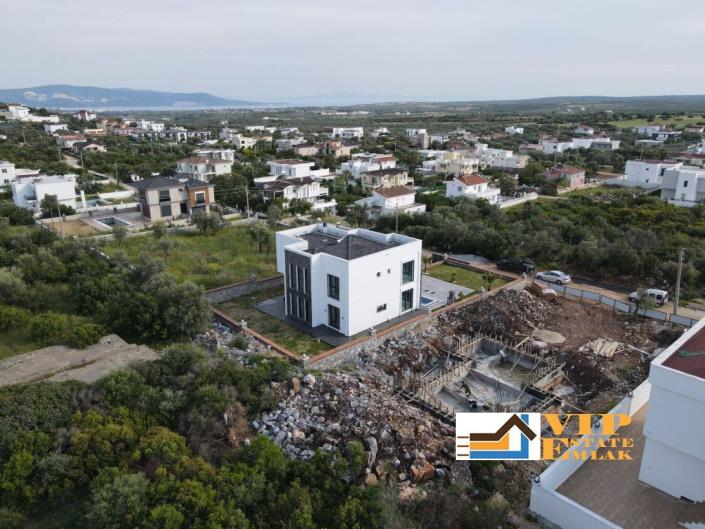 Image No.33-5 Bed Villa / Detached for sale