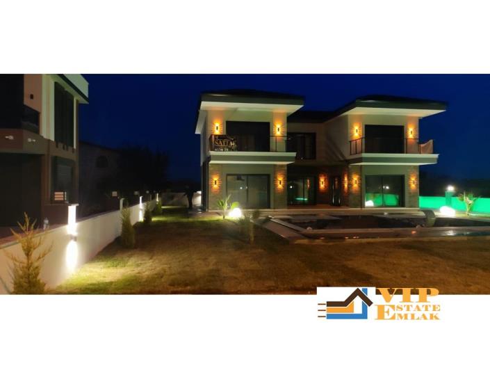 Image No.13-5 Bed Villa / Detached for sale