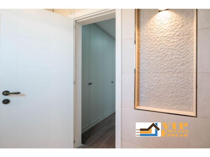 Image No.22-5 Bed Villa / Detached for sale