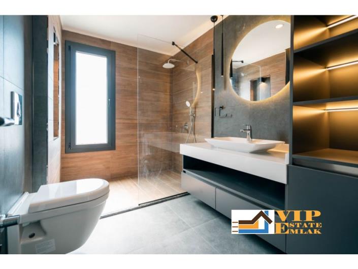 Image No.25-5 Bed Villa / Detached for sale